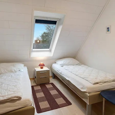 Deichblick Holiday home Dornum